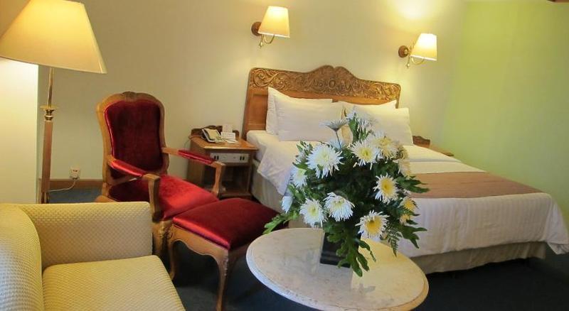 Hotel Mutiara Malioboro Yogyakarta Buitenkant foto