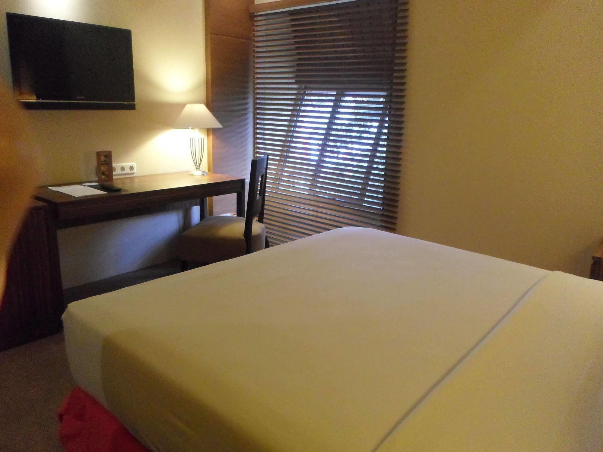 Hotel Mutiara Malioboro Yogyakarta Buitenkant foto